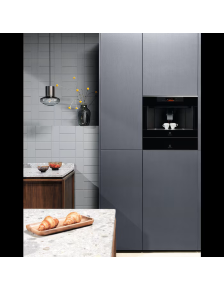 Ekspres do zabudowy Electrolux KBC85X